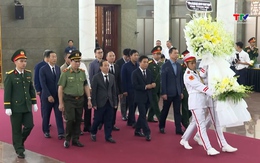 Tỉnh Thanh Hóa viếng Đại tướng Lê Văn Dũng