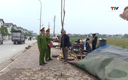 Lực lượng chức năng ra quân giải toả các điểm họp chợ trái phép