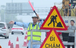 Tăng cường cảnh báo an toàn trên cao tốc trước Tết