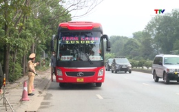 Tăng cường quản lý xe khách giường nằm hai tầng