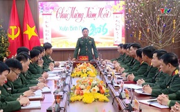 Tư lệnh Quân khu 4 chúc Tết các đơn vị tại Thanh Hóa