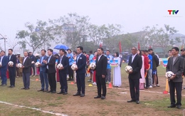 Tưng bừng khai mạc Giải bóng đá xã Đồng Tiến lần thứ I