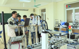 Đẩy mạnh nghiên cứu, ứng dụng công nghệ mới trong trường học