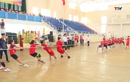 Sôi nổi giải Bóng chuyền hơi, kéo co mừng Đảng - mừng Xuân tại xã Lưu Vệ