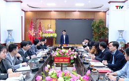 Đồng chí Đào Xuân Yên, Trưởng Ban Tuyên giáo và Dân vận Tỉnh ủy kiểm tra công tác chuẩn bị bầu cử