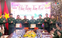 Bộ Chỉ huy Quân sự tỉnh Hủa Phăn chúc Tết Bộ Chỉ huy Quân sự tỉnh Thanh Hóa