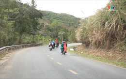 Xã Mường Lát ra quân tuyên truyền lưu động về bầu cử