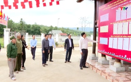 Phó Chủ tịch Thường trực UBND tỉnh Mai Xuân Liêm giám sát công tác chuẩn bị bầu cử