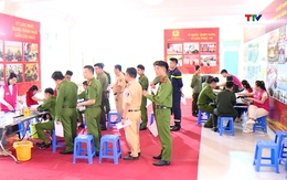 “Giọt hồng an ninh - Vì hạnh phúc Nhân dân”