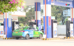 Không lợi dụng biến động xăng dầu để tăng giá cước vận tải bất hợp lý 