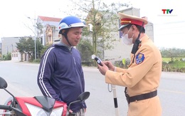 Xử lý hơn 2.000 lái xe vi phạm nồng độ cồn trong hai ngày cuối tuần