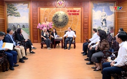 Phó Chủ tịch UBND tỉnh Cao Văn Cường tiếp xã giao đoàn công tác của tổ chức Đông Tây Hội ngộ