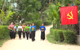 Phụ nữ vùng cao và câu chuyện thoát nghèo  