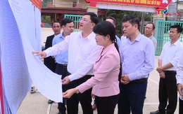 Phó Chủ tịch Thường trực UBND tỉnh Mai Xuân Liêm kiểm tra công tác chuẩn bị bầu cử tại các địa phương