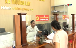 Trung tâm Phục vụ hành chính công các xã miền núi khắc phục khó khăn phục vụ người dân, doanh nghiệp