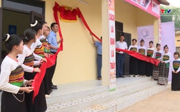 Khánh thành và gắn biển công trình thư viện cho trẻ em khó khăn trường THCS Nam Động