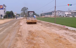 Đảm bảo an toàn giao thông thi công đường tỉnh 516C qua xã Thiệu Hóa