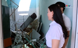 Khẩn trương khắc phục hậu quả lốc xoáy tại Trường Tiểu học Thanh Xuân