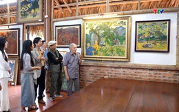 Người kể chuyện quê hương