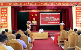 Khẩn trương thu hoạch lúa chiêm xuân ở Hà Long