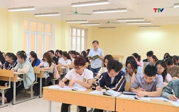 Mở rộng đối tượng bồi dưỡng, thu hút nhân lực, khắc phục thiếu giáo viên