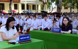Tuyên truyền pháp luật cho học sinh bằng “Phiên tòa giả định”
