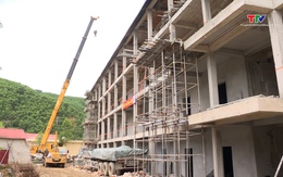 Tăng tốc xây dựng trường nội trú liên cấp Bát Mọt