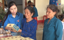 Hơn 300 người dân xã Ngọc Trao được khám bệnh, cấp phát thuốc miễn phí
