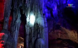 Khám phá các hang động xứ Thanh