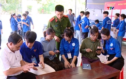 "Bình dân học vụ số" - Giải pháp giảm nghèo về thông tin tại cơ sở