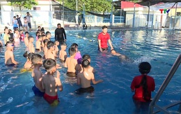 Trang bị kỹ năng phòng tránh đuối nước cho trẻ