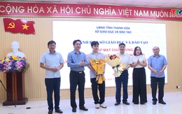 Khen thưởng học sinh đoạt thành tích tại Kỳ thi Olympic Toán châu Á - Thái Bình Dương