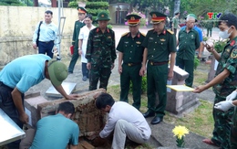 Lấy và bàn giao mẫu hài cốt liệt sĩ tại Nghĩa trang liệt sĩ Triệu Sơn