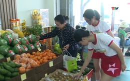Bán lẻ hàng hóa và doanh thu dịch vụ tiêu dùng tăng mạnh