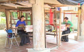 Sắc màu các dân tộc xứ Thanh: Gìn giữ nghề dệt thổ cẩm nơi vùng cao Quan Hóa