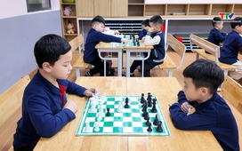 Thiếu nhi: Lan toả phong trào học cờ vua