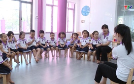 Thiếu nhi: Bé yêu truyện cổ tích