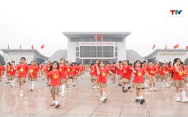 Đồng diễn mùa xuân: Khát vọng tuổi trẻ