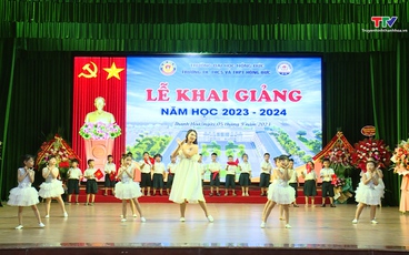 Gần 500 học sinh Trường Tiểu học, THCS và THPT Hồng Đức đón khai giảng năm học mới 2023 - 2024