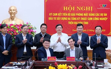 Ký cam kết tiến độ giải phóng mặt bằng các dự án hạ tầng kỹ thuật cụm công nghiệp
