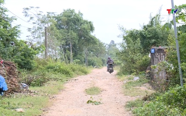 Đường liên xã xuống cấp hơn 10 năm vẫn chưa được đầu tư, sửa chữa