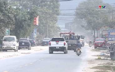 Lấn chiếm hành lang giao thông trên tuyến Quốc lộ 217