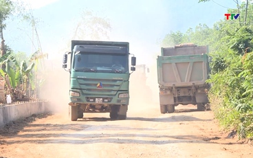 Đường thi công dang dở và nguy cơ cơ mất an toàn giao thông