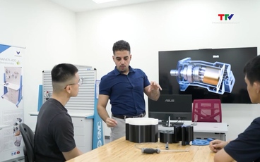 Vingroup đào tạo miễn phí 20.000 nhân sự cao về AI