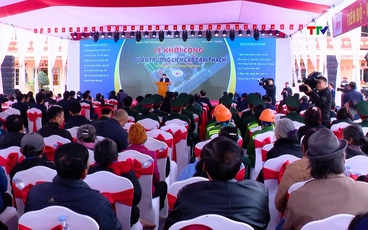 Thủ tướng Chính phủ Phạm Minh Chính dự lễ khởi công Trường liên cấp Cẩm Thạch