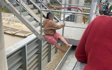 Kịp thời ngăn chặn một phụ nữ mang thai có ý định tự tử