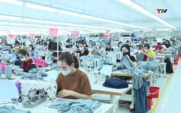 Tăng quyền lợi cho lao động nữ