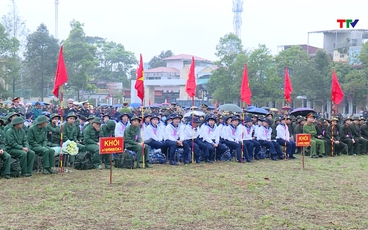 Phó Bí thư Thường trực Tỉnh ủy Nguyễn Hồng Phong dự lễ giao nhận quân 2026