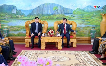 Chủ tịch Ủy ban Nhân dân tỉnh chúc Tết cổ truyền Bunpimay Lào