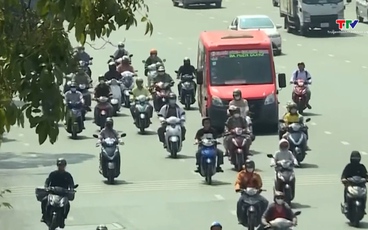 Nắng nóng và dông lốc diễn biến phức tạp trên phạm vi cả nước trong tháng 4